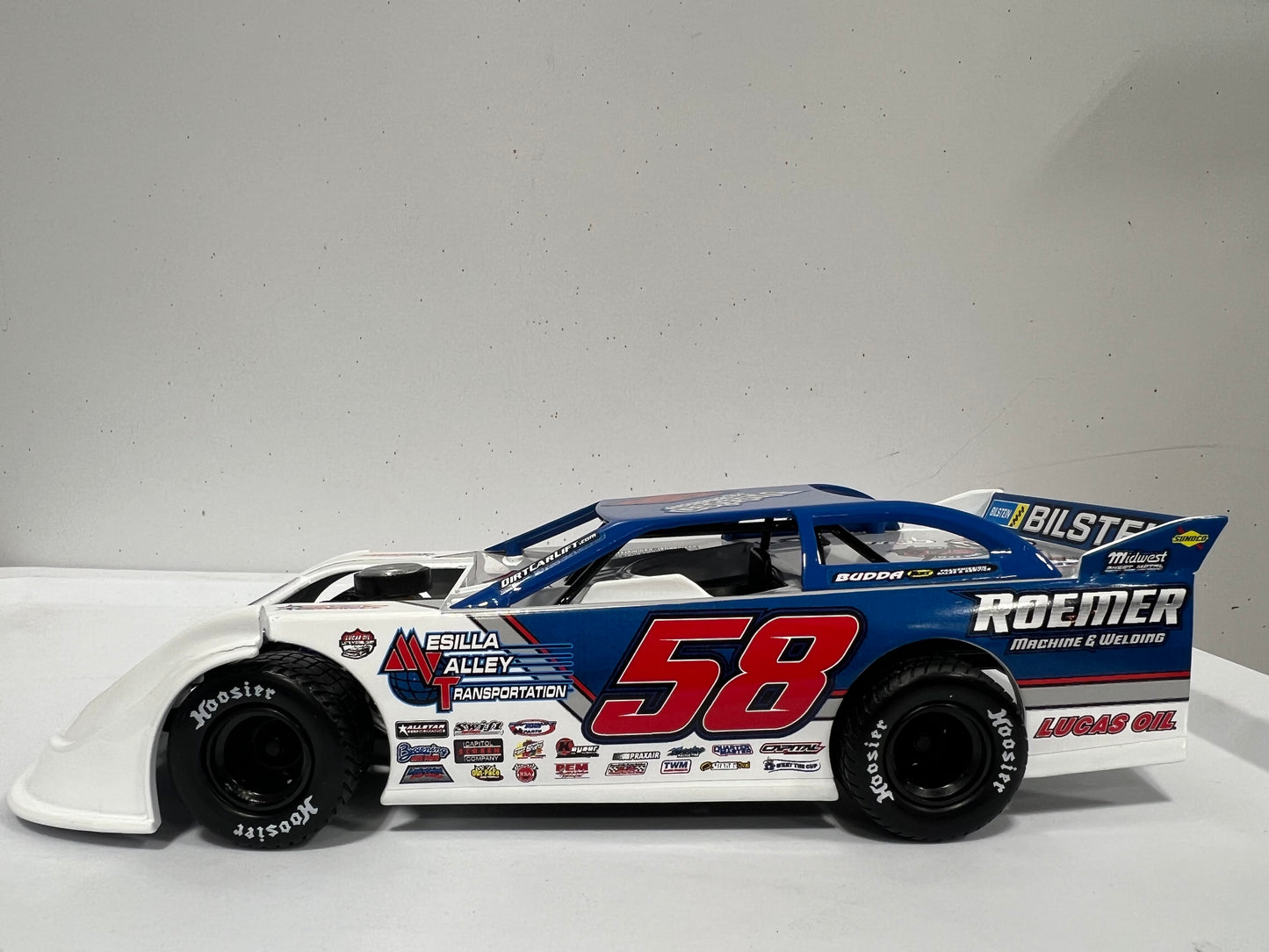 2025 1:24 Diecast Car Nutrient 465